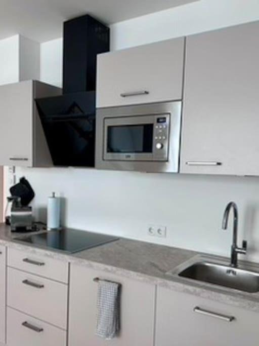 Freshly Renovated Apartment In Trendy Area L Hg21 Bécs Kültér fotó