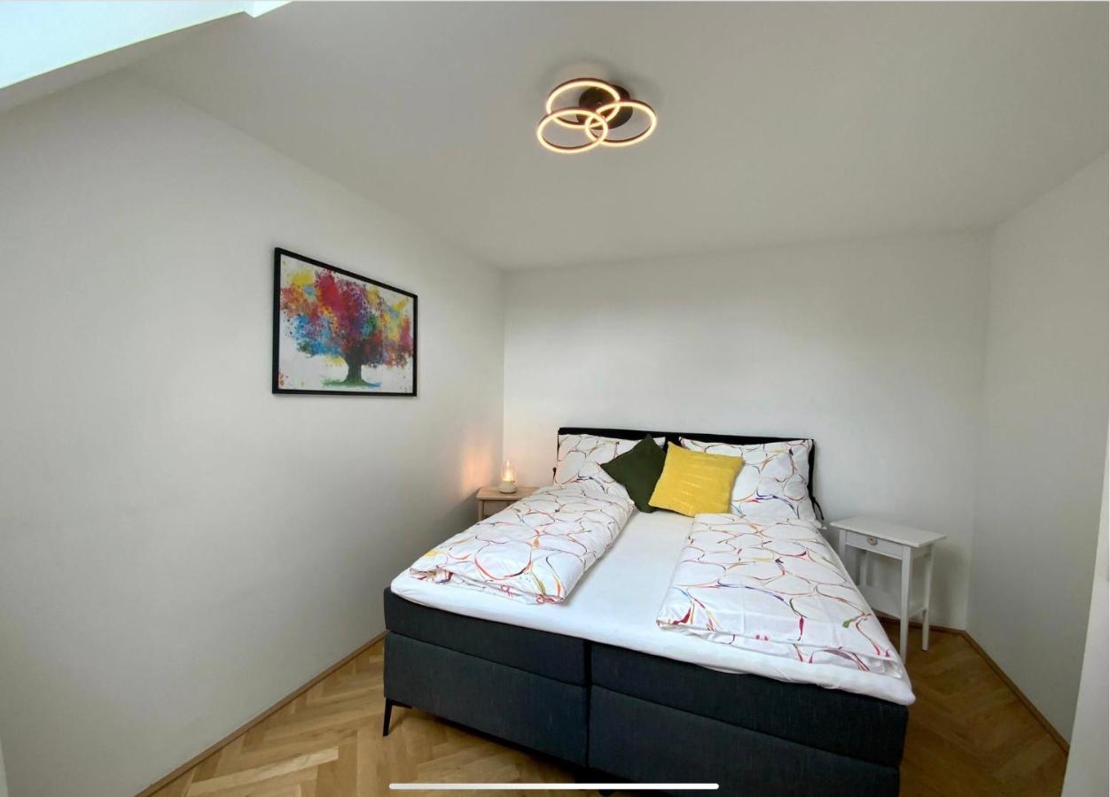 Freshly Renovated Apartment In Trendy Area L Hg21 Bécs Kültér fotó