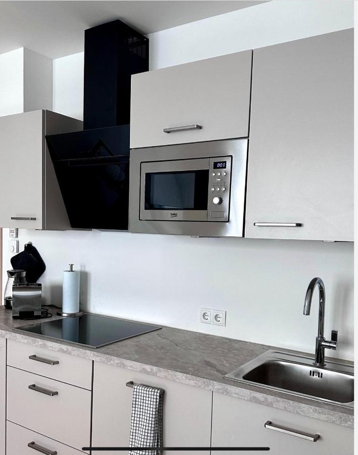 Freshly Renovated Apartment In Trendy Area L Hg21 Bécs Kültér fotó